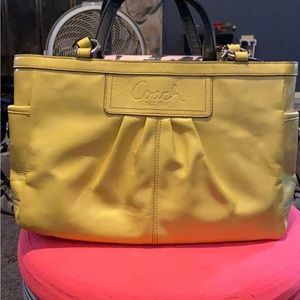 Coach pleated patent leather shoulder bag EUC